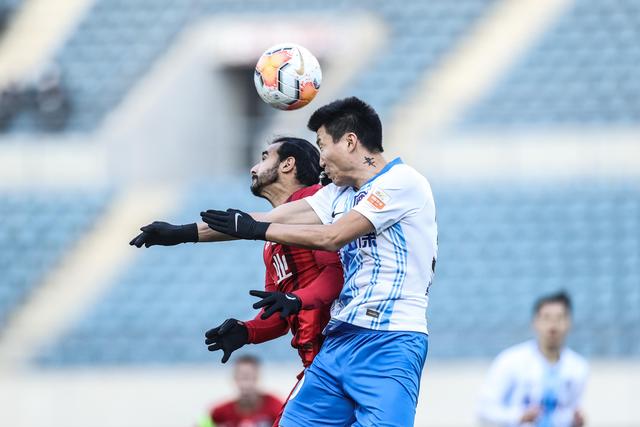 周琦21+8胡明轩20分广东大胜山东 高诗岩15分