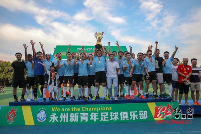 方硕21+8曾凡博20分 北京大胜四川开季三连胜