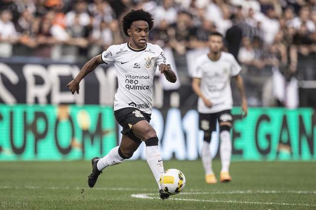 欧冠夺冠赔率：巴萨1赔4.5领跑 皇马利物浦紧追